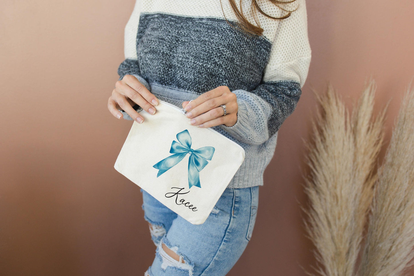 Personalized coquette bow makeup bag, Cosmetic bag, gift for her, birthday gift, Bridesmaid gift, Wedding gift, bachelorette party, 211-CC
